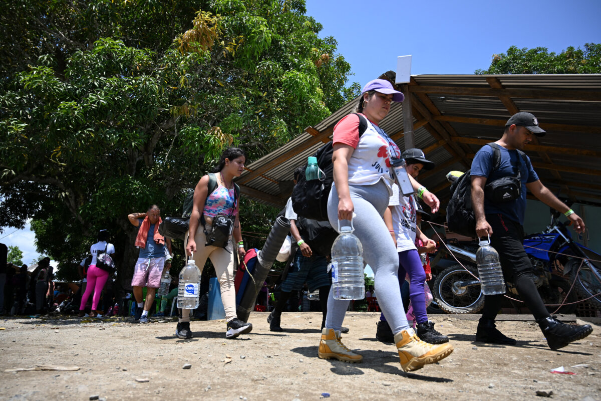 El macabro Tapón cada vez tiene más adeptos En cada día de agosto, aproximadamente 2548 personas intentaron cruzar el Tapón del Darién.