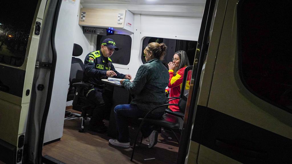 Bogotá Despierta: 3.000 policías garantizarán la seguridad en este día de Amor y Amistad 1 Bogotá Despierta: 3.000 policías garantizarán la seguridad en este día de Amor y Amistad