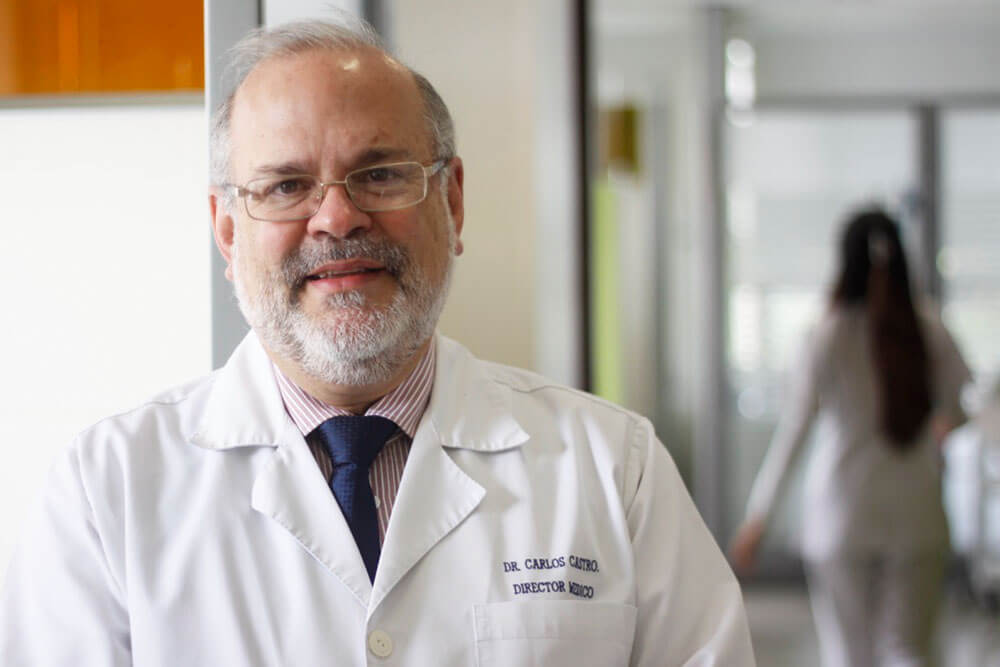 Hombres, a vacunarse contra el VPH Tras una reunión de médicos y científicos del Comité Nacional de Inmunización, se llegó a la conclusión de que Colombia debe empezar a vacunar a los hombres contra el Virus del Papiloma Humano (VPH), el cual contagia el torrente sanguíneo y es causante de varios tipos de cáncer.