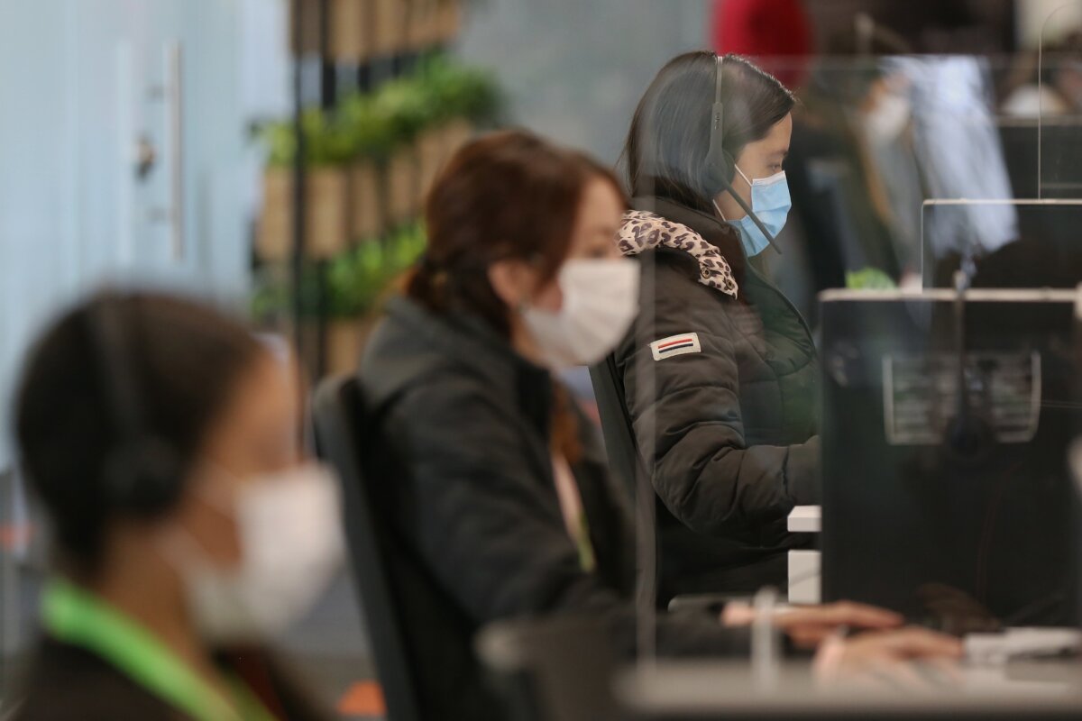 9 mil colombianos podrán capacitarse con Innpulsa 1 9 mil colombianos podrán capacitarse con Innpulsa Con el fin de fortalecer las ideas innovadoras y tenderles una manito a los emprendedores, Innpulsa y los ministerios TIC y de Comercio se aliaron con Platzi para ofrecer 25 cursos sobre habilidades digitales y de comercio.