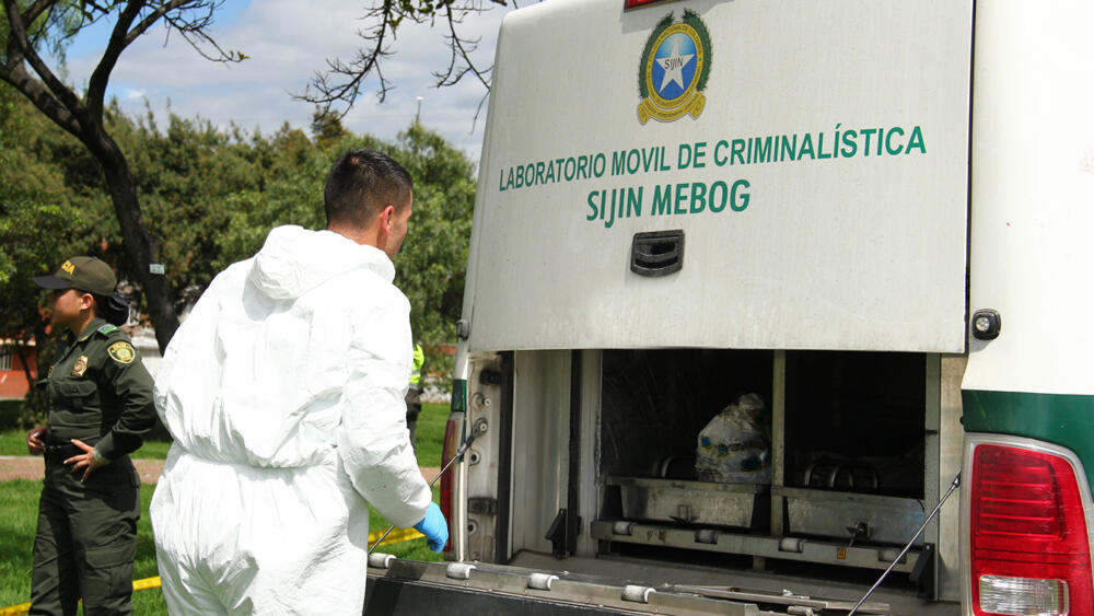 Luto en Soacha por misterioso fallecimiento de un hombre en su casa En el barrio Luis Carlos Galán 3, en el municipio de Soacha, hay tristeza entre los residentes luego de que se conociera la muerte de un hombre de 34 años en horas de la tarde de este sábado.