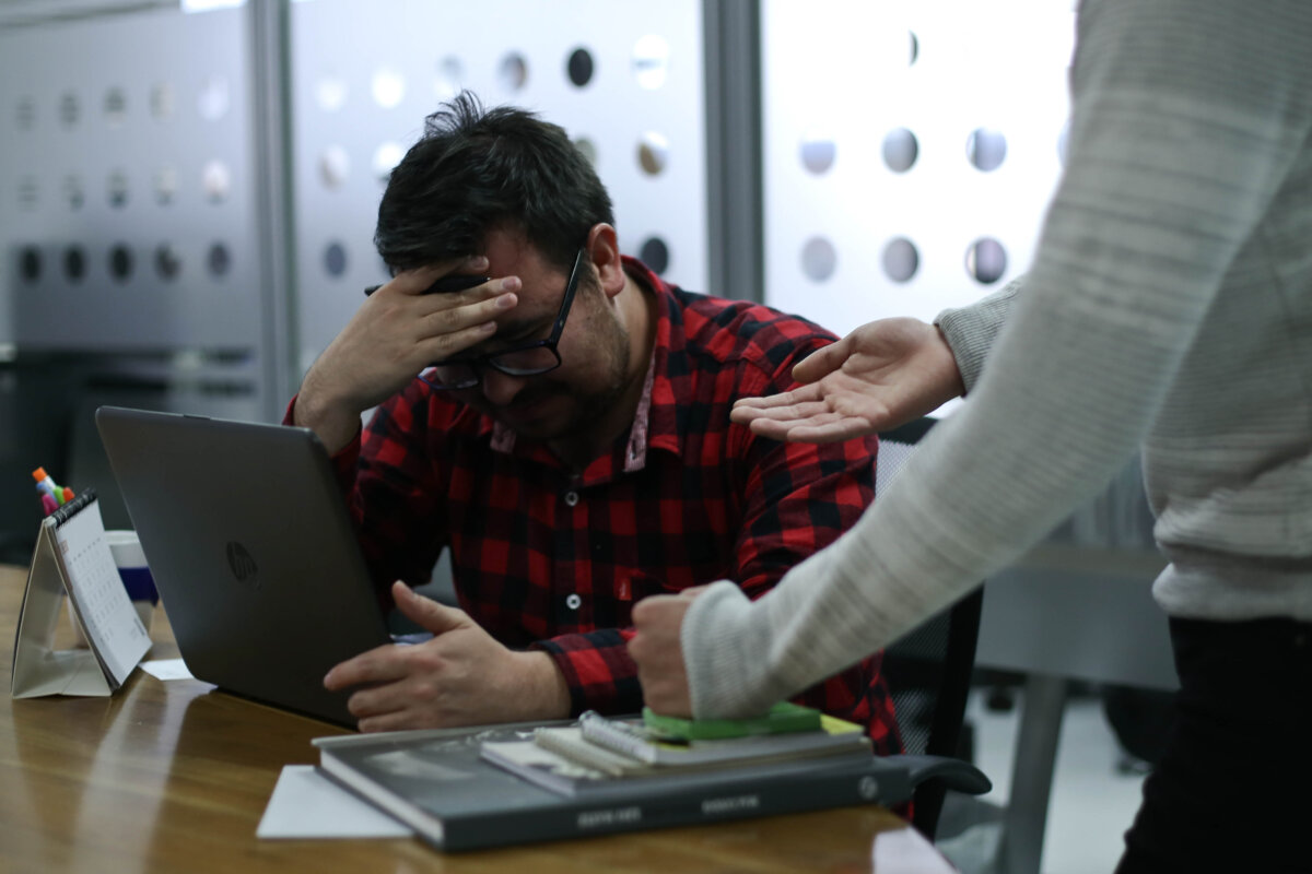 No deje todo para 'después' Un proceder con el que casi no comulgo es el de dejar “todo para después”. No es que sea del todo malo, entre otras cosas, porque hay actividades que tienen su hora y lugar; sin embargo, siento que el postergar nos paraliza y no nos permite avanzar.