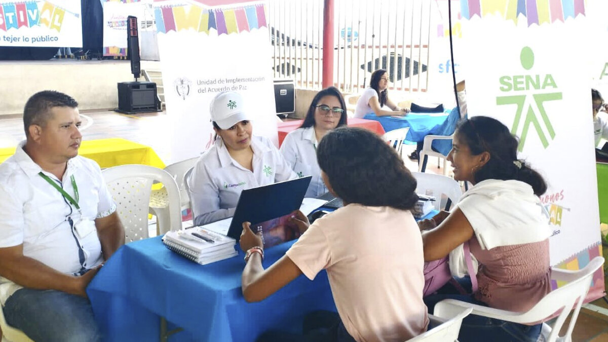 Sena abrió vacantes: no necesita experiencia 1 Sena abrió vacantes: no necesita experiencia Más de 3 mil oportunidades de trabajo ofrece la Agencia Pública de Empleo.