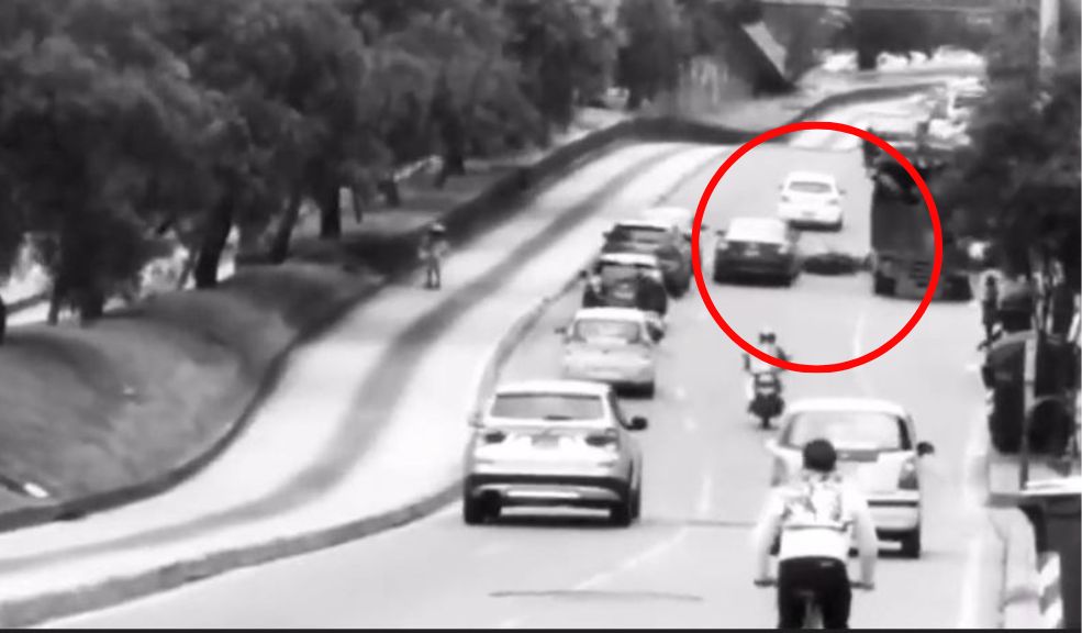 Imprudente en patineta provocó accidente en Suba