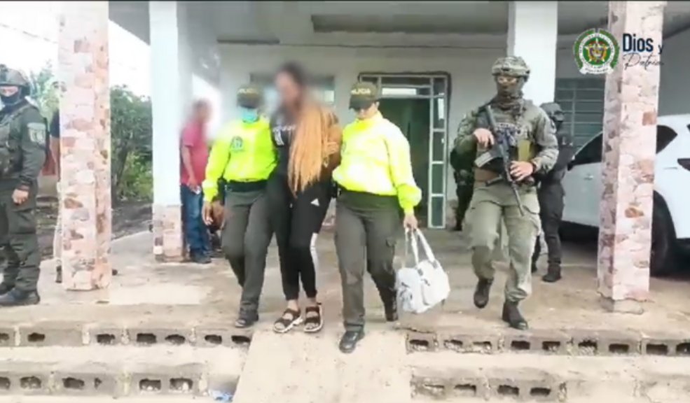 Esta es la influencer capturada por lavar plata de narcos Linda Caramelo fue capturada, al parecer, por lavar dinero de narcos por medio de rifas y bonos que realizaba en sus redes sociales.