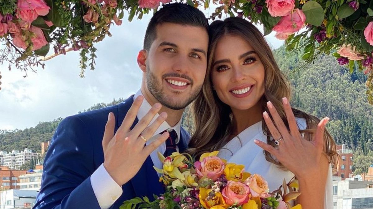 Toda la verdad detrás del triunfo de la nueva Miss Universo Colombia y su esposo Nassif Kamle En una entrevista exclusiva, Camila Avella, la flamante Miss Universo Colombia, y su esposo Nassif Kamle cuentan cómo lograron que ella se quedara con la corona de Miss Universo Colombia 2023.