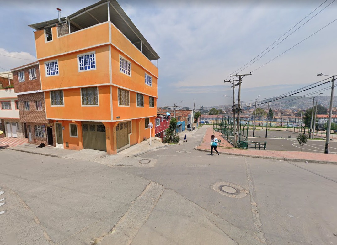 Trágico accidente: Mujer murió tras resbalar de las piernas de su novio La accidente ocurrió en el sur de la ciudad, cuando una mujer resbaló de las piernas de su novio, quienes se encontraba compartiendo en el interior de una bodega.