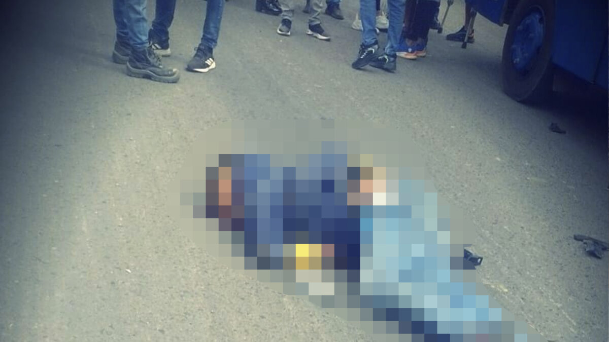 Trágico accidente cobró la vida de un motociclista en Kennedy 1 Trágico accidente cobró la vida de un motociclista en Kennedy Motociclista murió tras chocar con un bus del Sitp en Kennedy.