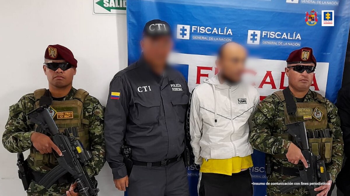 EN VIDEO: sujeto habría abandonado el cuerpo de un hombre tras haberlo torturado en Bosa 1 EN VIDEO: sujeto habría abandonado el cuerpo de un hombre tras haberlo torturado en Bosa