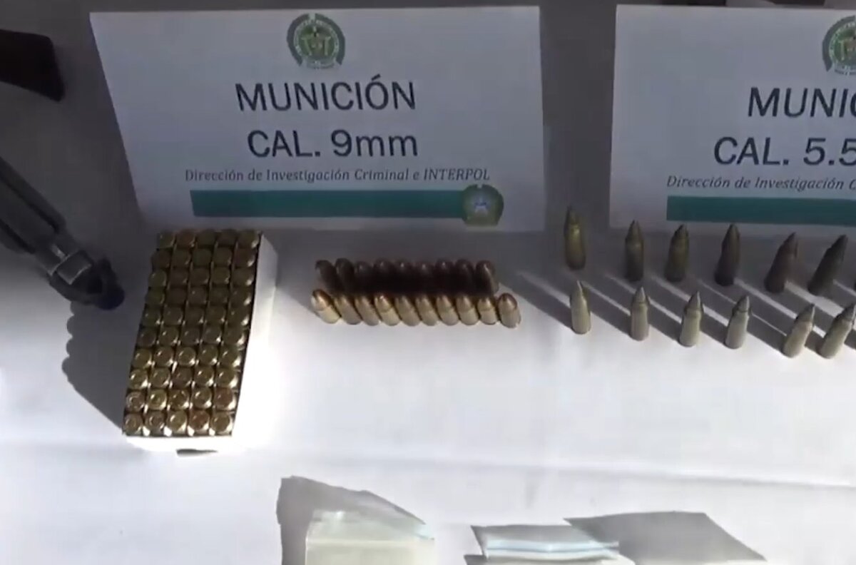 Cayó el clan 'La Familia', banda dedicada al tráfico de estupefacientes En medio del 'Plan de Choque 360', la Policía Nacional logró desmantelar la estructura criminal denominada 'La Familia', que, presuntamente, se dedicaba al trafico de estupefacientes en diferentes localidades de la ciudad.