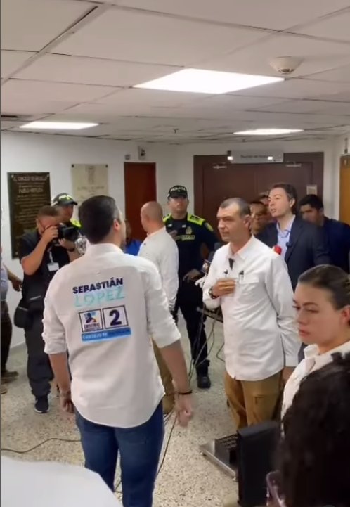 "Grosería es que se roben la plata": Daniel Quintero se pronunció por agarrón con concejal 1 Daniel Quintero se pronunció por agarrón con concejal