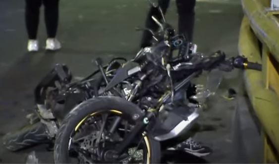 Pareja de motociclistas falleció tras caer del puente de la Carrera Décima 2 Pareja de motociclistas falleció tras caer del puente de la Carrera Décima