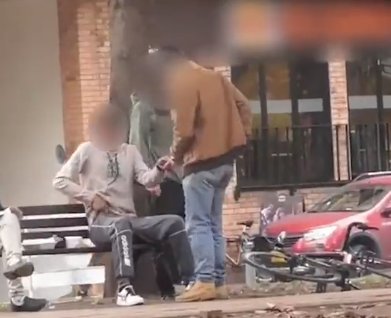 Cayó la banda que vendía la marihuana más cara de Bogotá 3 Cayó la banda que vendía la marihuana más cara de Bogotá En las últimas horas, la Policía Metropolitana de Bogotá informó sobre la captura de cinco personas que integraban la banda delincuencial conocida como los 'Park Way' y se dedicaban al expendio de estupefacientes en la capital.