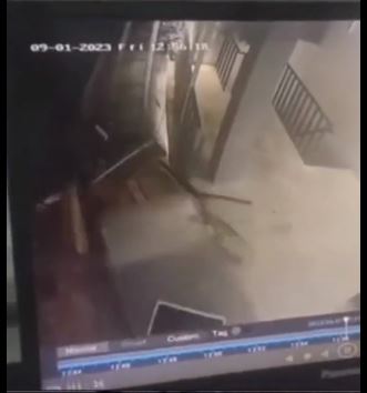 ¡Impactante! Un ascensor se desplomó a 90 metros de altura y dejó cinco personas muertas El ascensor se desprendió de su estructura y dejó un saldo de cinco jóvenes que se encontraban dentro.