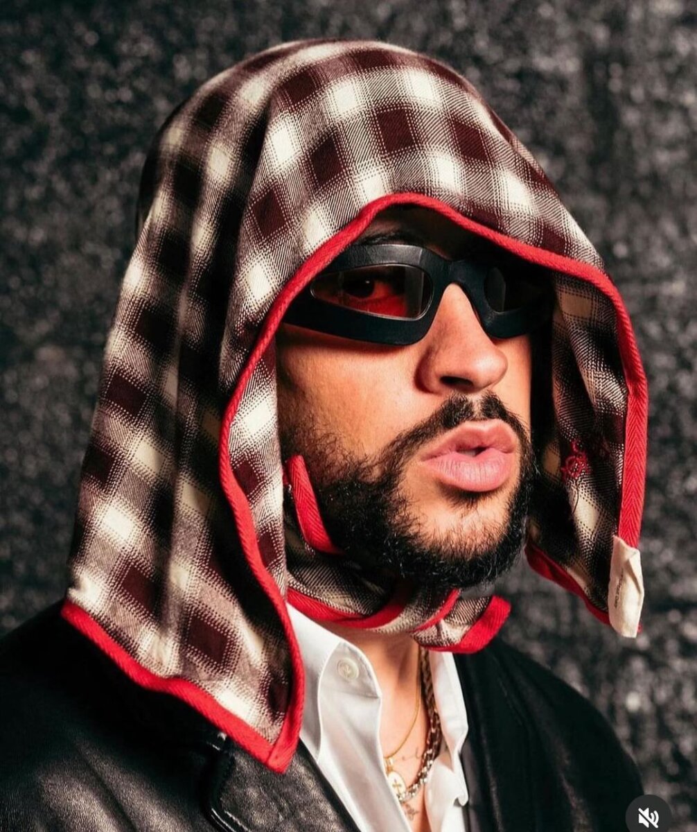 Esta es la pulla que Bad Bunny le envió a J Balvin en su nuevo álbum musical 1 Esta es la pulla que Bad Bunny le envió a J Balvin en su nuevo álbum musical Bad Bunny sorprendió con fuertes criticas a J Balvin y otros colombianos en su nuevo álbum. Esto fue lo que le dijo.