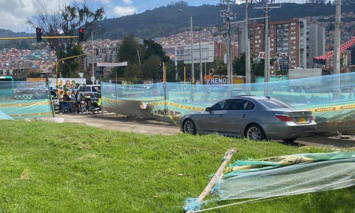 Hombre asesinado en Usaquén estaría relacionado con millonaria herencia 1 Hombre asesinado en Usaquén estaría relacionado con millonaria herencia Sicariato del hombre en Usaquén, podría estar relacionado una millonaria herencia. Estos es lo que se sabe.