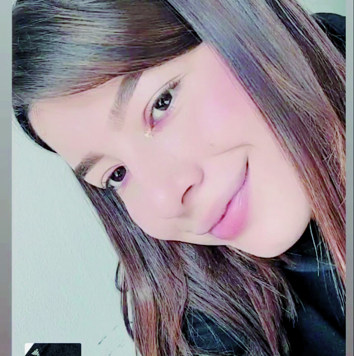 Asesinaron a Karen para enviar aterrador mensaje 1 Asesinaron a Karen para enviar aterrador mensaje Karen Adela Peña Márquez, de tan solo 19 años, fue asesinada en horas de la noche de este jueves en el sector del Codito, localidad de Usaquén. Los sicarios dejaron una nota aterradora justificando su infame crimen.