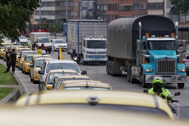 ¡Prepárese! Este 25 de octubre habrá paro de taxistas 1 taxistas