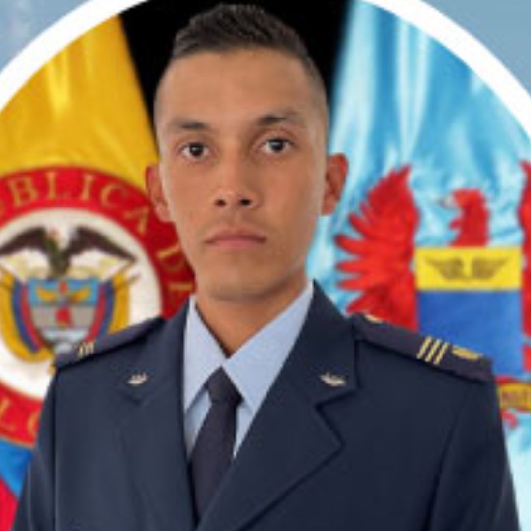 ÚLTIMA HORA: Falleció el cadete herido tras accidente de avioneta en Cali Falleció el cadete que se encontraba en cuidados intensivos tras sufrir accidente aéreo en Cali.