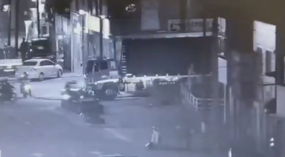 Persecución de película: apartamenteros fueron capturados en el sur de Bogotá En horas de la noche del jueves 12 de octubre, la Policía capturó a cuatro apartamenteros, luego de una persecución que terminó en la localidad de Rafael Uribe.
