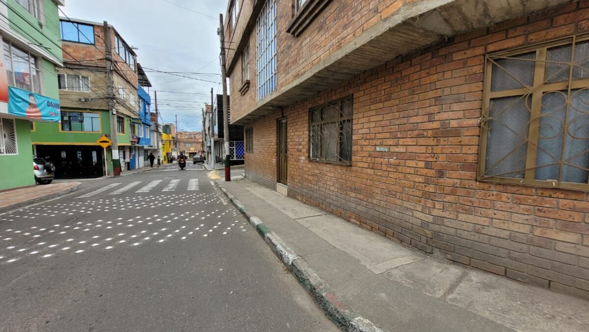 Capturan al presunto responsable de asesinato en Soacha 1 Capturan al presunto responsable de asesinato en Soacha El presunto responsable de asesinar a Emilse Ardila con un arma de fuego en el municipio de Soacha, fue capturado y deberá responder ante la justicia.