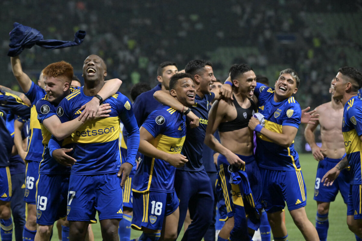 Estos son los 4 colombianos que jugarán la final de la Libertadores entre Boca y Fluminense Boca Juniors de Argentina se interpuso a Palmeiras de Brasil y evitó una final brasileña en la Copa Libertadores de América que se jugará el próximo 4 de noviembre en el estadio de Maracaná, con participación de cuatro colombianos en la cita continental.