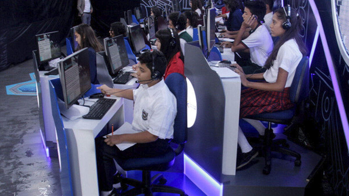 Los beneficios que brinda el bachillerato internacional 10 Los beneficios que brinda el bachillerato internacional Realizar el bachillerato internacional permite a los alumnos vincularse con una universidad en el exterior.