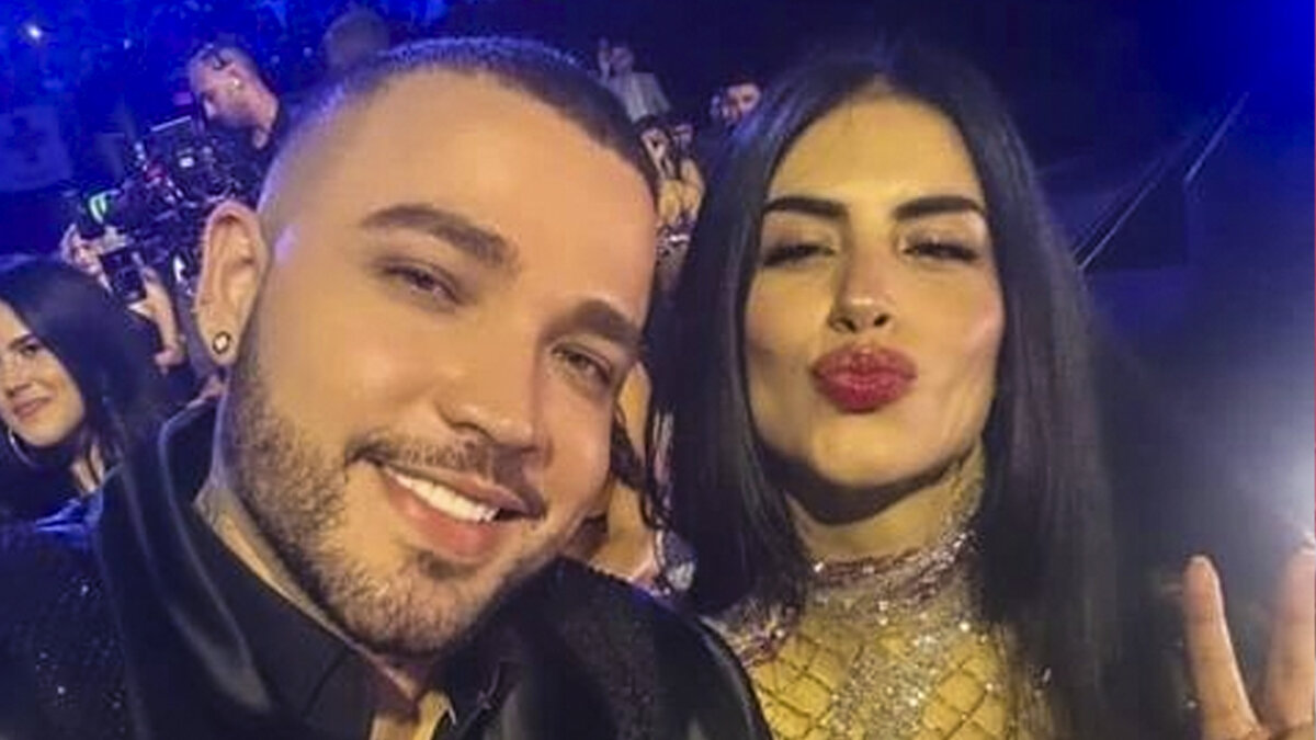 Duras críticas a Jessica Cediel por aparecer orando ligera de ropa 3 Duras críticas a Jessica Cediel por aparecer orando ligera de ropa A Jessica Cediel le dieron palo por un video que compartió en el que aparece orando y en Pijama.