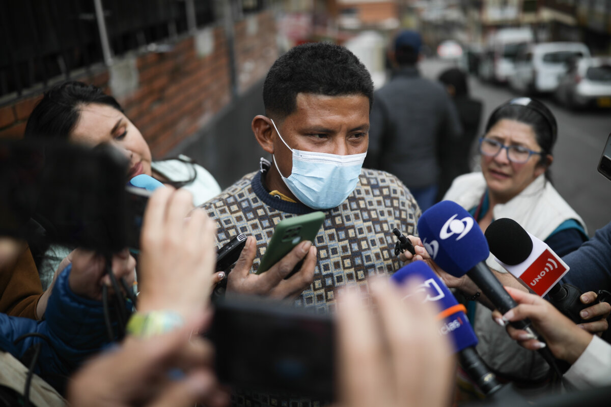 Papá de los niños rescatados en la selva irá a juicio por presunto abuso sexual La Fiscalía General de la Nación radicó el escrito de acusación contra Manuel Ranoque, padre de los menores rescatados en las selvas del Guaviare, luego de 40 días de supervivencia.