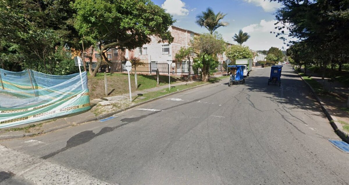 Sicarios asesinaron a un ganadero en Suba 1 Sicarios asesinaron a un ganadero en Suba Un hombre que se dedicaba a la ganadería fue asesinado a bala por sicarios que lo interceptaron a las afueras de un conjunto residencial en Suba. La víctima habría pagado una condena por lavado de activos.