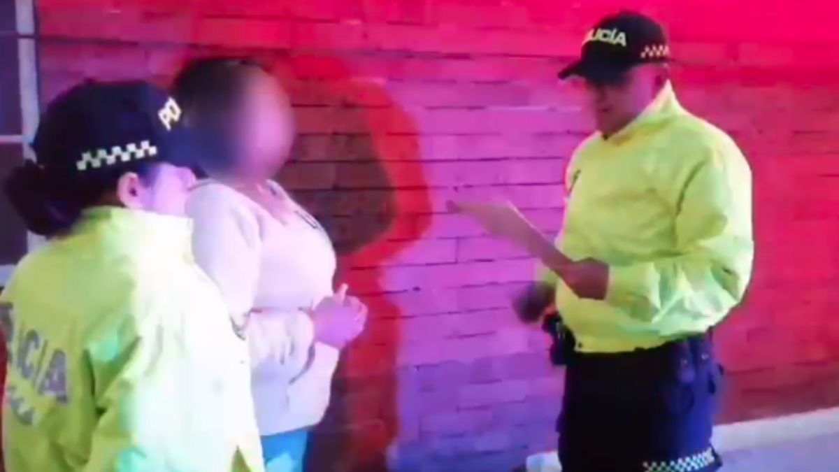 Capturan a mujer señalada de prostituir menores en un establecimiento público La mujer prostituía a menores de edad en un establecimiento de Madrid, en Cundinamarca.