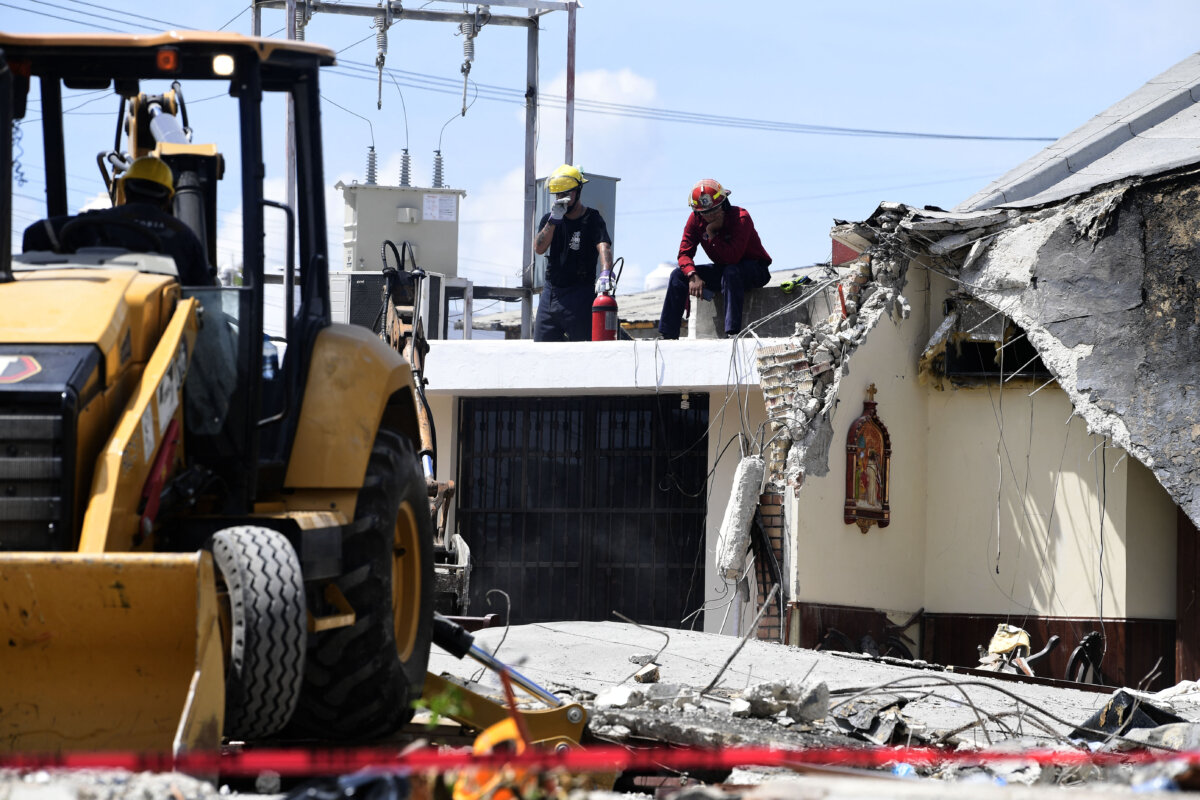 Tragedia: 10 personas murieron por desplome del techo de una iglesia El desplome del techo de una iglesia en el estado de Tamaulipas, en México, dejó al menos 10 personas muertas y más de 60 heridos.