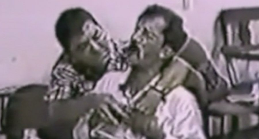 Así fue como cayó Luis Alfredo Garavito, 'La bestia' que abusó de cientos de niños El jueves 22 de abril de 1999 fue capturado Luis Alfredo Garavito en Villavicencio, gracias a que un habitante en condición de calle se percató del aberrante acto de violencia que estaba cometiendo contra un menor de 10 años.