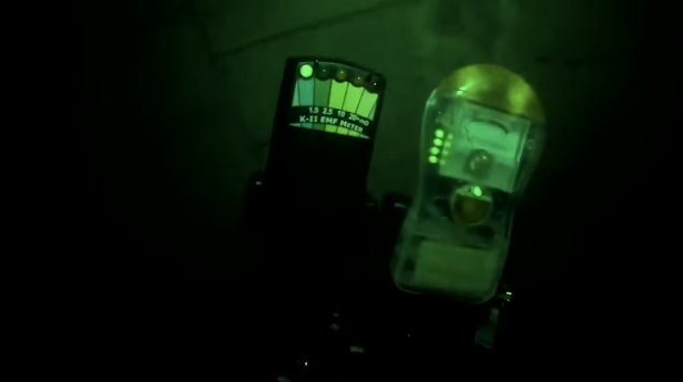 Aterrador hallazgo de Rafa Taibo en el caño donde murió Colmenares 2 Aterrador hallazgo de Rafa Taibo en el caño donde murió Colmenares Rafa Taibo, experto en actividad paranormal, contó que cuando visitó el lugar sintió una "energía oscura" y confesó que guarda un siniestro objeto que encontró en el caño del Virrey.
