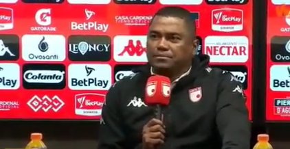 ¡ATENCIÓN! El técnico Hubert Boderth se va de Santa Fe Hace poco minutos, Santa Fe informó a la opinión pública a través de un comunicado, la salida del técnico Hubert Boderth.