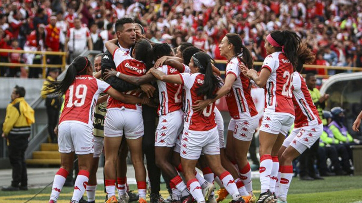 ¡Listo el equipo! Estas son las jugadoras de Santa Fe que irán por la Copa Libertadores 8 ¡Listo el equipo! Estas son las jugadoras de Santa Fe que irán por la Copa Libertadores Santa Fe debutará el próximo jueves (5:30 p.m.), ante Olimpia de Paraguay, en una nueva edición de Copa Libertadores Femenina. El equipo presentó sus convocadas.