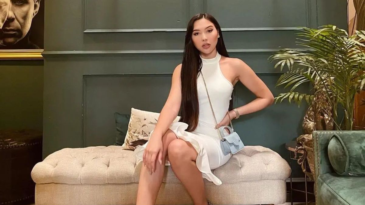 Aida Victoria se quitó la ropa en un centro comercial Aída Victoria se midió ropa delante de varias personas en un centro comercial.