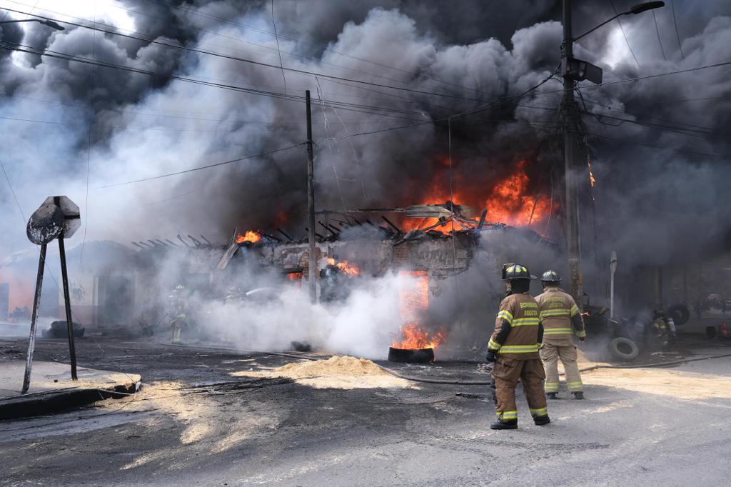 Así amaneció el barrio Meissen luego del impactante incendio Un panorama desolador presencian los habitantes del barrio Meissen, luego de que las llamas consumieran varias viviendas del sector en la tarde del jueves 9 de noviembre.