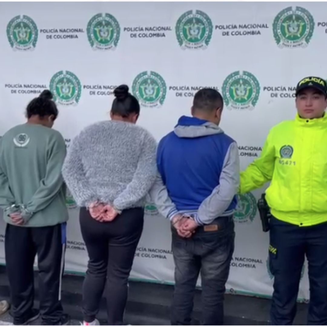 Cayeron 'Los Coletos': comercializaban droga en localidades del sur de Bogotá La Policía logró desmantelar una peligrosa organización dedicada al tráfico de estupefacientes en las localidades de Ciudad Bolívar, Kennedy y Suba.