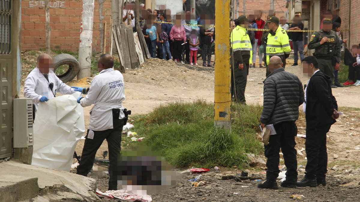 Conmoción en Mosquera por ataque sicarial 3 Conmoción en Mosquera por ataque sicarial Un hombre de 38 años estuvo a punto de perder la vida tras ser baleado por un sujeto en el barrio Porvenir Río.