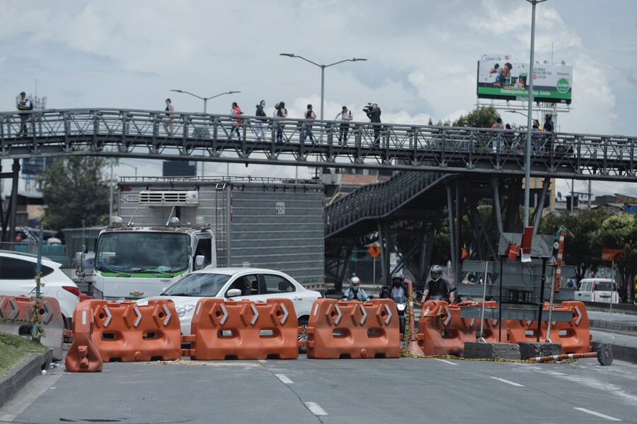 Demolerán la estación de TransMilenio Sena Por obras del Metro se demolerá la estación de TransMilenio Sena. Les contamos los cambios que tendrán las rutas.