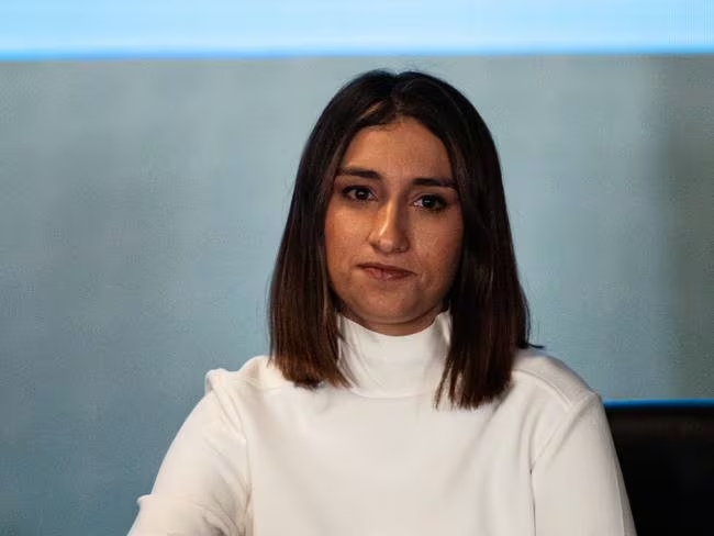 Denuncian subsidios a colombianos fallecidos 2 Denuncian subsidios a colombianos fallecidos La Contraloría tiene entre ojos al Departamento de Prosperidad Social (DPS), así lo reveló recientemente en senador de la Alianza Verde, Gustavo Moreno, quien detalló varios graves hallazgos fiscales en esa entidad.
