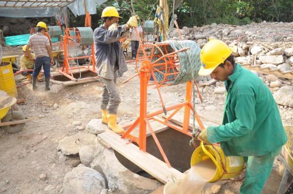 El subsidio que busca renovar las ciudades Por estos días, el sector de la vivienda y la construcción ha sido foco de críticas tras darse a conocer que el Producto Interno Bruto del país se contrajo el 0,3%; pues precisamente el frenazo de este sector afectó el empleo y la comercialización de materiales.