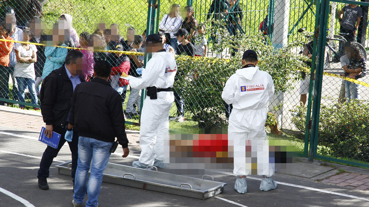 En las últimas 48 horas se presentaron 5 masacres que dejaron 18 víctimas 1 En las últimas 48 horas se presentaron 5 masacres que dejaron 18 víctimas Una alarmante situación de seguridad se presenta en Colombia. De acuerdo con Indepaz, en las últimas 48 horas se registraron 5 masacres en los departamentos de Antioquia, Valle del Cauca, Huila, Nariño y Casanare.