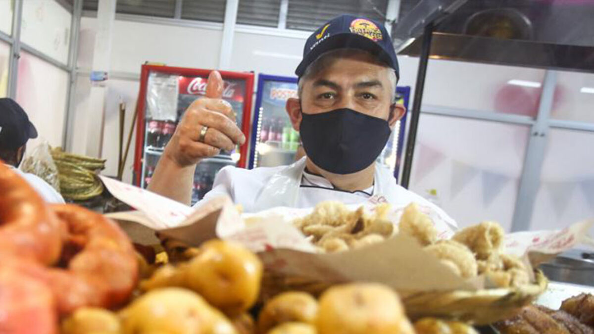 Estudio asegura que el chicharrón es más saludable que la zanahoria y la espinaca Aunque pueda sonar contradictorio, un estudio reciente reveló que el chicharrón de cerdo supera a la coliflor, la espinaca y las zanahorias en términos de beneficios para la salud.