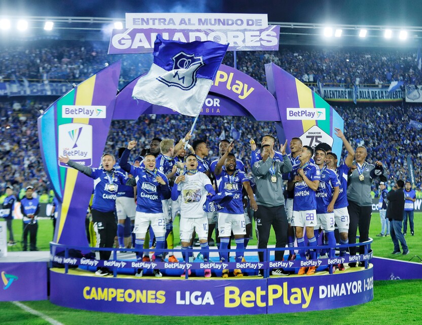 Estas son las finales en las que se han enfrentado Millonarios y Nacional 3 Estas son las finales en las que se han enfrentado Millonarios y Nacional Millonarios y Nacional nuevamente se verán las caras en una Final, la de la Copa BetPlay. Este miércoles (10:00 p.m.) se definirá cuál de los dos clubes jugará de local el 15 (ida) y 23 de noviembre (vuelta). Le contamos las otras veces que se midieron por un título.