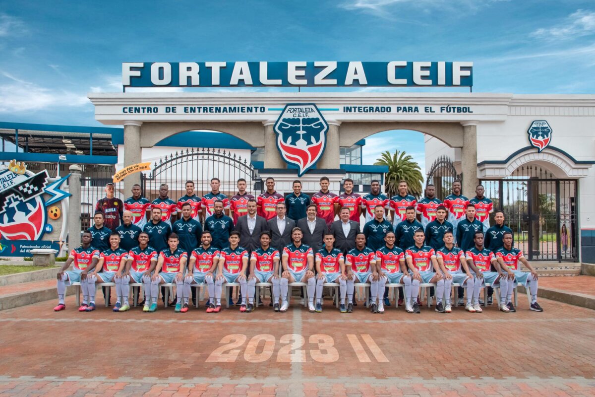 Fortaleza lucha por volver a la 'A' 1 Fortaleza lucha por volver a la 'A' Fortaleza jugará esta noche la ida a la final del Torneo de las B, ante Cúcuta, como visitante.