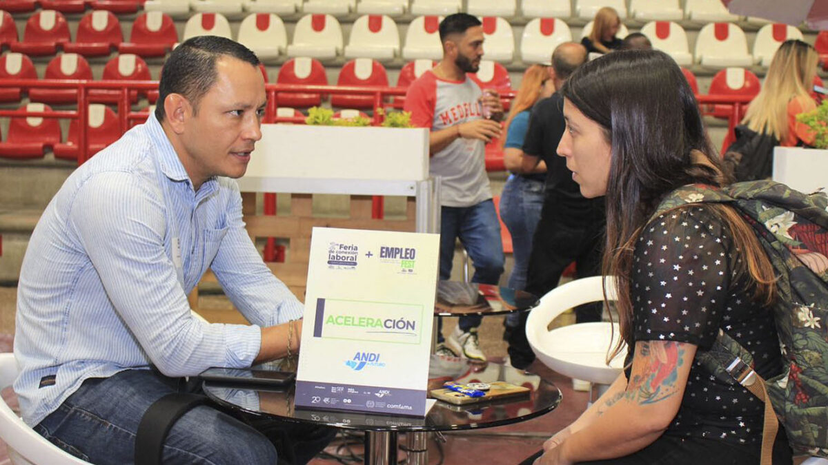 La Andi le ayuda a conseguir empleo 4 La Andi le ayuda a conseguir empleo Le contamos como funcionará la nueva plataforma que creó la Asociación Nacional de Empresarios de Colombia, con la cual usted podrá encontrar empleo.