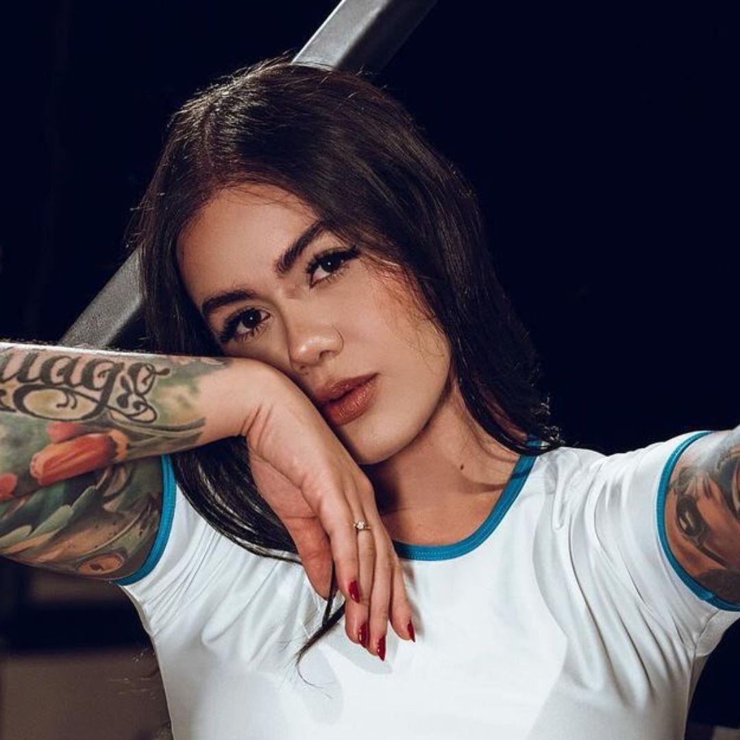 La extraña enfermedad que padece Cintia Cossio Cintia Cossio padece una rara enfermedad hereditaria, le contamos de qué se trata.