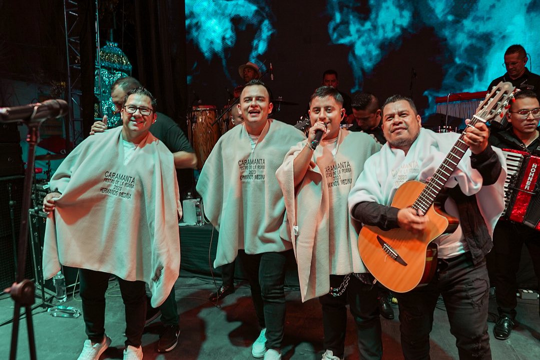 Los Hermanos Medina y Luisito Muñoz se unen para deleitar a sus fans con "Mala Suerte" 1 Los Hermanos Medina y Luisito Muñoz se unen para deleitar a sus fans con "Mala Suerte" Los ritmos de la cumbia contemporánea se unen al género popular colombiano en el lanzamiento del nuevo tema "Mala Suerte" de Los Hermanos Medina en colaboración con el reconocido artista Luisito Muñoz, que se propone animar las fiestas de este diciembre.